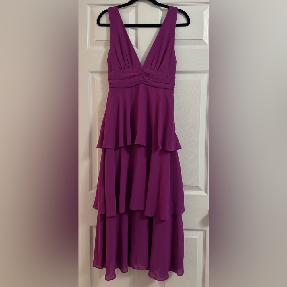 Women's Magenta V-Neck Tiered Midi Dress